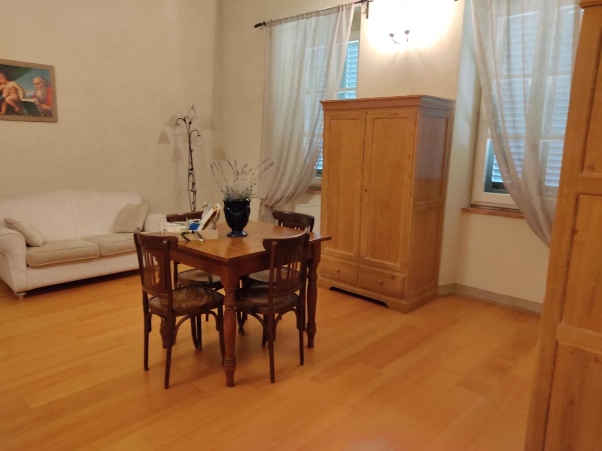 La Grotta Aparthotel
