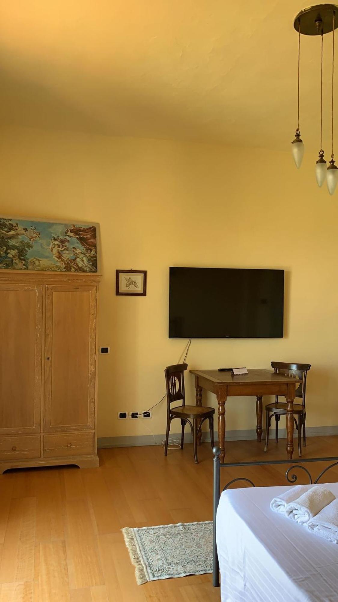 La Grotta Aparthotel